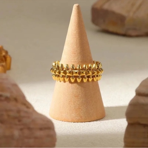CLASH DE GOLD RING - Picture 1 of 3